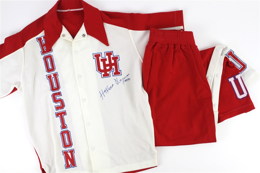 1982-84 Hakeem Olajuwon Houston Cougars Dual Signed Phi Slama Jama Warm Up Suit w/ Shooting Shirt & Pants (MEARS LOA/JSA)