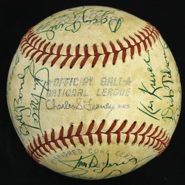 1981 Chicago Cubs Team Signed ONL Feeney Baseball w/ 26 Signatures Including Lee Smuth, Leon Durham, Bobby Bonds & More (JSA)  