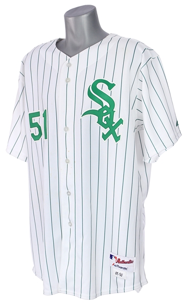 2005 Luis Vizcaino Chicago White Sox Signed St. Patricks Day Uniform (MEARS LOA/JSA/MLB Hologram)