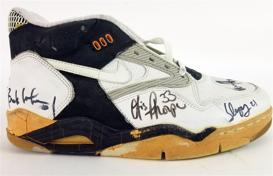 1990-91 Houston Rockets Multi Signed Nike Game Worn Sneaker w/ 5 Signatures Including Hakeem Olajuwon, Otis Thorpe, Vernon Maxwell & More (MEARS LOA/JSA)