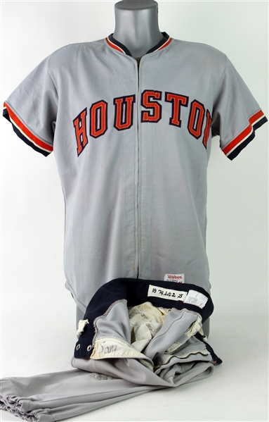 1972-73 Jerry Moxey Houston Astros Spring Training/Organizational Road Uniform w/ Pants (MEARS LOA)