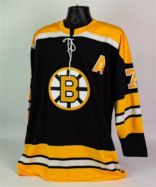 1971-72 Bobby Orr Boston Bruins Mitchell & Ness High Quality Reproduction Jersey 