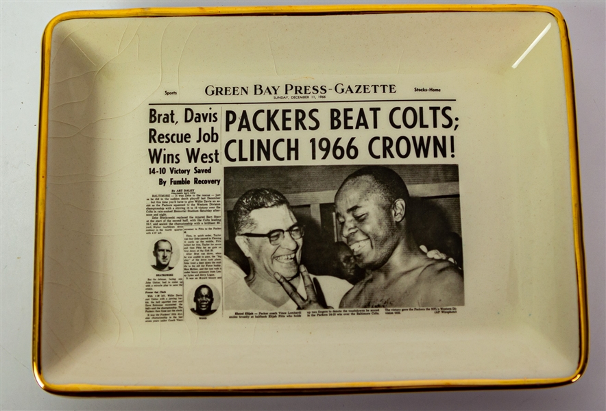 1966 Green Bay Packers Beat Colts Clinch 1966 Crown Green Bay Press Gazette 5.25" x 7.25" Ceramic Dish