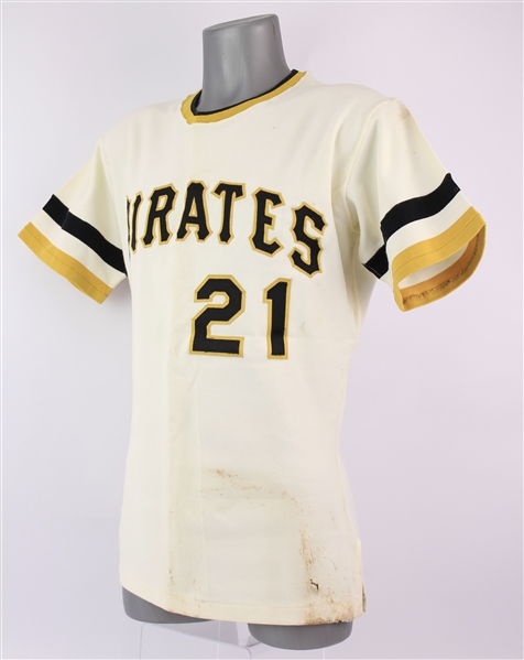1970-72 Roberto Clemente Pittsburgh Pirates Salesman Sample Home Jersey (MEARS LOA)
