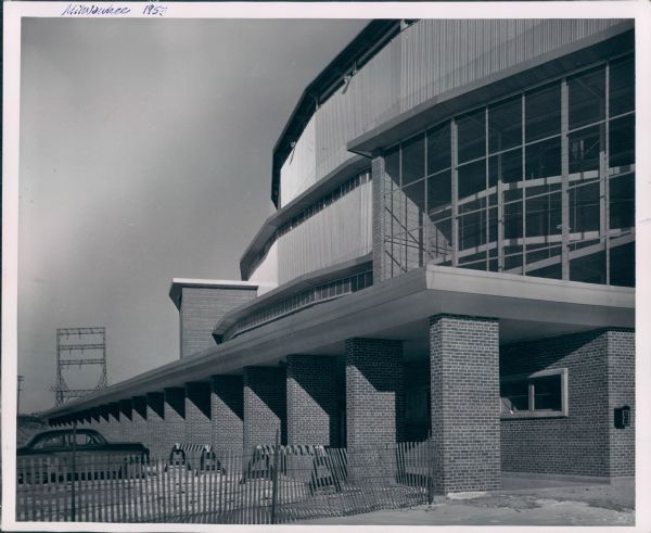 1953 Milwaukee Braves County Stadium "The Sporting News Collection Archives" Original Type 1 8"x10" Photo (Sporting News Collection Hologram/MEARS Type 1 Photo LOA)