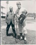 1968 Johnny Bench Cincinnati Reds "The Sporting News Collection Archives" Original Type 1 6"x8" Photo (Sporting News Collection Hologram/MEARS Type 1 Photo LOA)
