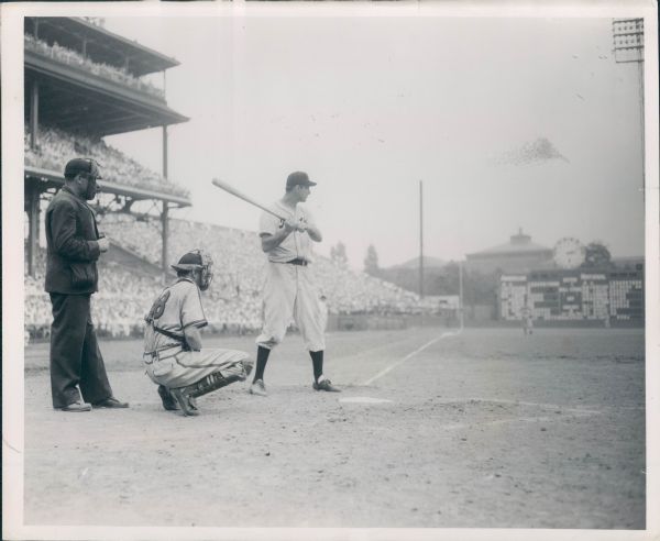 1946 Hank Greenberg Pittsburgh Pirates "The Sporting News Collection Archives" Original Type 1 8"x10" Photo (Sporting News Collection Hologram/MEARS Type 1 Photo LOA)