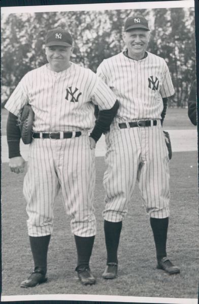 1936-37 circa Earle Combs New York Yankees "The Sporting News Collection Archives" Original Type 1 5.5" x 8.5" Photo (Sporting News Collection Hologram/MEARS Type 1 Photo LOA)