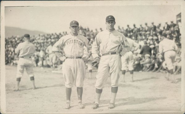 1924 Bucky Harris Washington Senators The Sporting News Collection Archives" Original Postcard (Sporting News Collection Hologram/MEARS LOA)