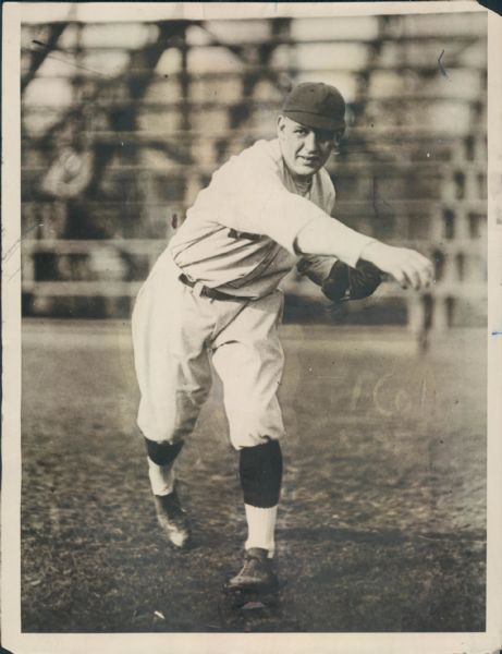 1925 Red Grange University of Illinois Baseball Photo "Chicago Sun-Times" Original Type 1 6 1/2" x 8 1/2" Photo (Sun Times Hologram/MEARS Type 1 Photo LOA)