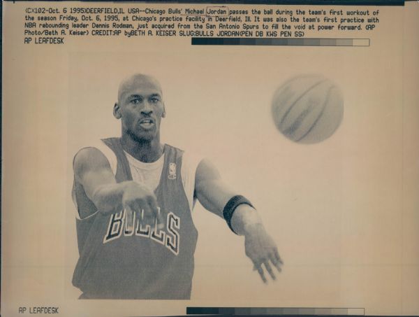 1987-95 Michael Jordan Chicago Bulls "Chicago Sun-Times" Original Type 1 Laser Photo - Lot of 26 (Sun Times Hologram/MEARS Type 1 Photo LOA)