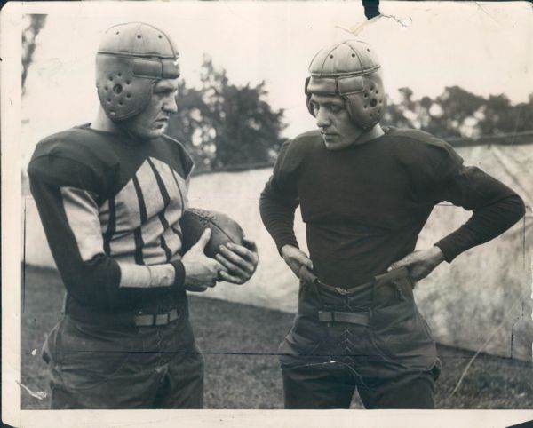 1925 Red Grange Chicago Bears "Chicago Sun-Times" Original Type 1 8" x 10" Photo (Sun Times Hologram/MEARS Type 1 Photo LOA)