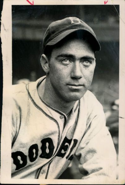 1936 Van Mungo Brooklyn Dodgers "The Sporting News Collection Archives" Original Type 1 Photo (Sporting News Collection Hologram/MEARS Type 1 Photo LOA)