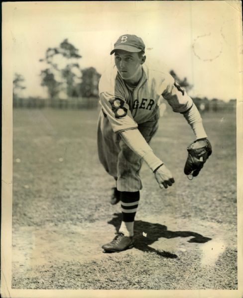 1933 Dutch Leonard Brooklyn Dodgers "The Sporting News Collection Archives" Original Type 1 8" x 10" Photo (Sporting News Collection Hologram/MEARS Type 1 Photo LOA)