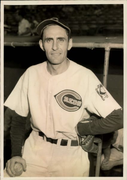 1939 Johnny Niggeling Cincinatti Reds "The Sporting News Collection Archives" Original Type 1 5" x 7" Photo (Sporting News Collection Hologram/MEARS Type 1 Photo LOA)