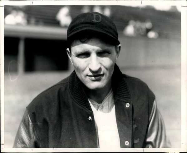 1930-39 Billy Rogell Detroit Tigers "The Sporting News Collection Archives" Original Type 1 8" x 10" Photo (Sporting News Collection Hologram/MEARS Type 1 Photo LOA)