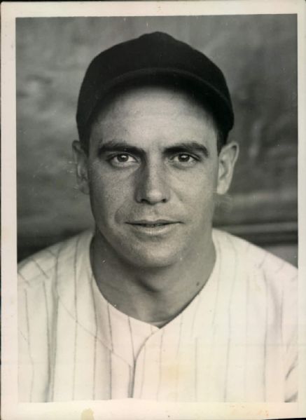 1933-34 Luke Sewell Washington Senators "The Sporting News Collection Archives" Original Type 1 Photo (Sporting News Collection Hologram/MEARS Type 1 Photo LOA)