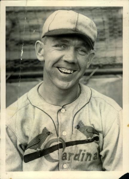 1930 Bill Hallahan St. Louis Cardinals "The Sporting News Collection Archives" Original Type 1 5" x 7" Photo (Sporting News Collection Hologram/MEARS Type 1 Photo LOA)