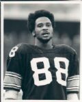 1970s circa Lynn Swann Pittsburgh Steelers "The Sporting News Collection Archives" Original Type 1 8" x 10" Photo (Sporting News Collection Hologram/MEARS Type 1 Photo LOA)