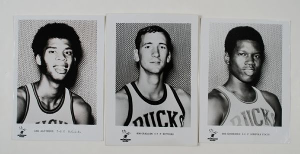 1970-71 Lot of (10) Original Milwaukee Bucks Press Photos (World Championship Season)