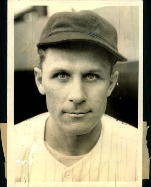 1933 Ossie Bluege Washington Senators "The Sporting News Collection Archives" Original Type 1 5" x 7" Photo (Sporting News Collection Hologram/MEARS Type 1 Photo LOA)
