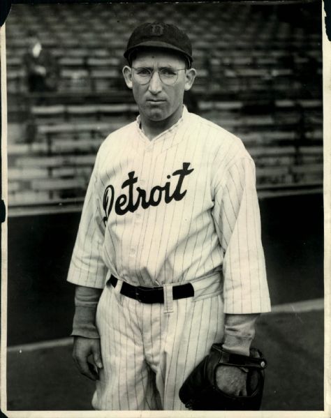 1931 Vic Sorrell Detroit Tigers "The Sporting News Collection Archives" Original Type 1 8" x 10" Photo (Sporting News Collection Hologram/MEARS Type 1 Photo LOA)