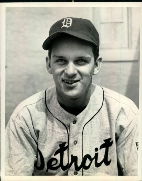 1939-46 circa Barney McCosky Detroit Tigers "The Sporting News Collection Archives" Original Type 1 7" x 9" Photo (Sporting News Collection Hologram/MEARS Type 1 Photo LOA)