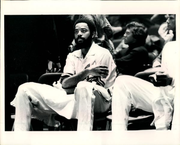 1967-77 Walt Frazier New York Knicks Warmup Jacket Type 1 8" x 10" Photo SPORT Magazine Collection Hologram (MEARS Type 1 Photo LOA) - Lot of 4