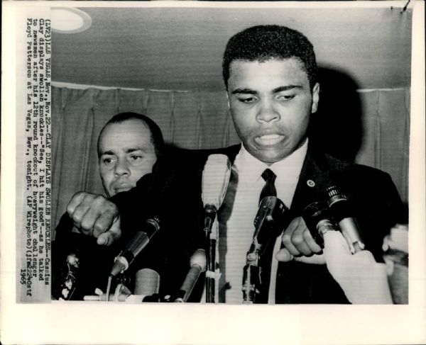 1964-96 Cassius Clay / Muhammad Ali "Chicago Sun-Times" Original Type 1 Photos (Chicago Sun-Times Hologram/MEARS Type 1 Photo LOA) - Lot of 12