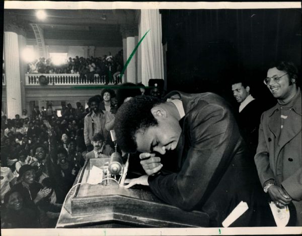 1963-92 Cassius Clay / Muhammad Ali "Chicago Sun-Times" Original Type 1 Photos (Chicago Sun-Times Hologram/MEARS Type 1 Photo LOA) - Lot of 12