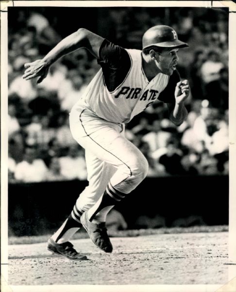 1968-80 circa Willie Stargell Pittsburgh Pirates "The Sporting News Collection Archives" Original Type 1 8" x 10" Photo (Sporting News Collection Hologram/MEARS Type 1 Photo LOA) - Lot of 3