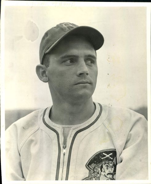 1942 Nick Strincevich Pittsburgh Pirates "The Sporting News Collection Archives" Original 8" x 10" Photo (Sporting News Collection Hologram/MEARS Photo LOA)