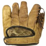 1930's Babe Ruth Spalding Baseball Glove in the Original Box - New York Yankees 