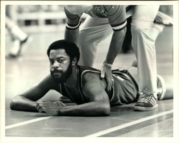 1967-80 Walt Frazier NY Knicks and Cleveland Cavaliers Type 1 8" x 10" Photo SPORT Magazine Collection Hologram (MEARS Type 1 Photo LOA) - Lot of 12