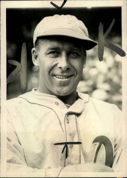 1930 Rube Walberg Philadelphia Athletics "The Sporting News Collection Archives" Original Type 1 Photo (Sporting News Collection Hologram/MEARS Type 1 Photo LOA)