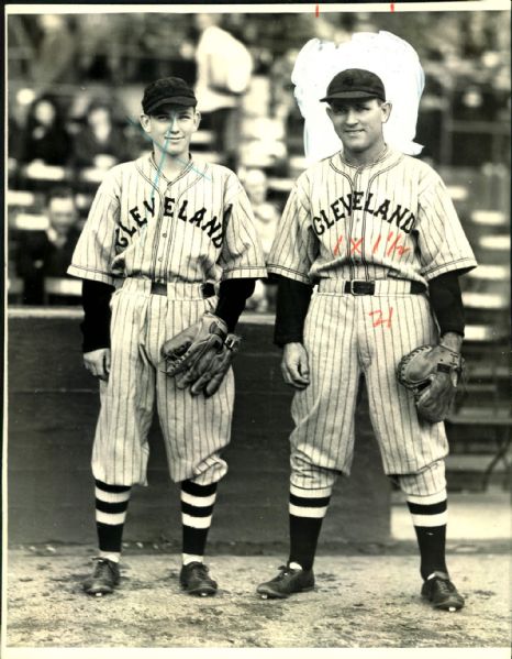 1929-36 circa Patsy Gharrity Cleveland Indians "The Sporting News Collection Archives" Original 7.5" x 9.5" Photo (Sporting News Collection Hologram/MEARS Photo LOA)