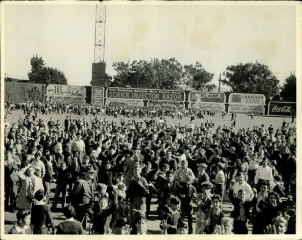 1938 Lefty ODoul Day Seals Stadium PCL "The Sporting News Collection Archives" Original Type 1 8" x 10" Photo (Sporting News Collection Hologram/MEARS Type 1 Photo LOA)