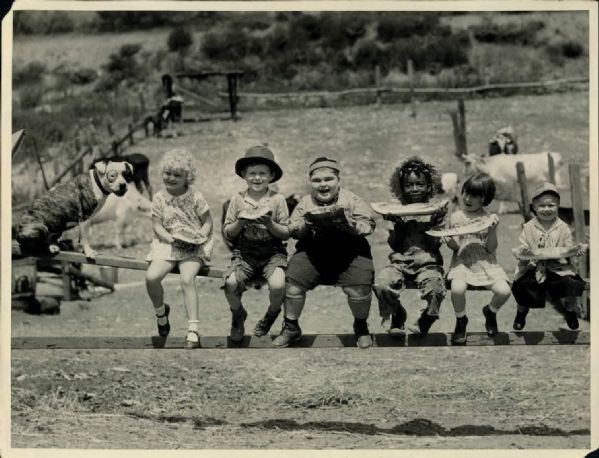 1930s to 1990s Miscellaneous Movie Photos "The Denver Post" Original Type 1 Photos (MEARS Type 1 Photo LOA) - Lot of 1000