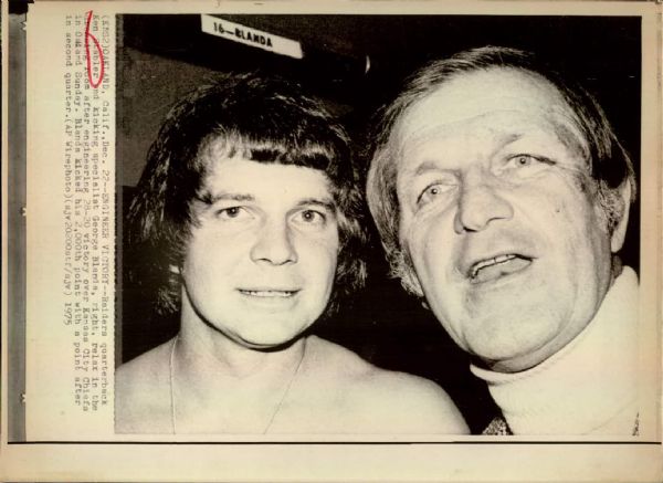 1960s to 1990s Assorted Football Photos "Chicago Sun-Times" Original Type 1 Photos (MEARS Type 1 Photo LOA) - Lot of 1000