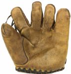 1930's Babe Ruth Spalding Baseball Glove in the Original Box - New York Yankees 