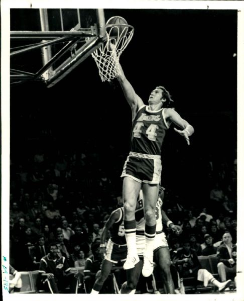 1973 Jerry West Los Angeles Lakers "The Sporting News Collection Archives" Original 8" x 10" Photo (Sporting News Collection Hologram/MEARS Photo LOA)