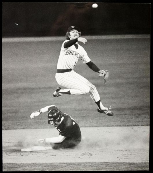 1980 Robin Yount Milwaukee Brewers "The Sporting News Collection Archives" Original Type 1 10" x 11.5" Choice Jumbo Oversized Photo (TSN Collection Hologram/MEARS Photo LOA) 1:1, Unique