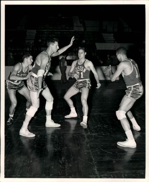 1953-54 Billy Sharman Boston Celtics "The Sporting News Collection Archives" Original Type 1 8" x 10" Photo (Sporting News Collection Hologram/MEARS Type 1 Photo LOA)