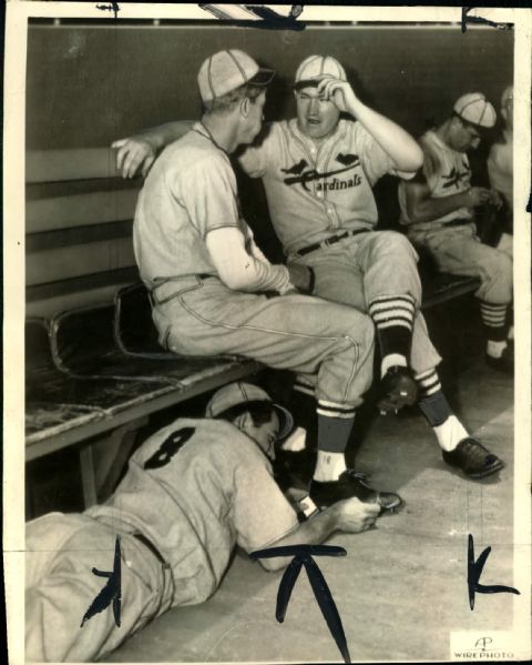 1937 Johnny Mize Lon Warneke St. Louis Cardinals "The Sporting News Collection Archives" Original Type 1 8" x 10" Photo (Sporting News Collection Hologram/MEARS Type 1 Photo LOA)