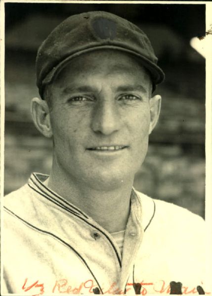 1924-28 circa Glenn Myatt Cleveland Indians "The Sporting News Collection Archives" Original 5" x 7" Photo (Sporting News Collection Hologram/MEARS Photo LOA)