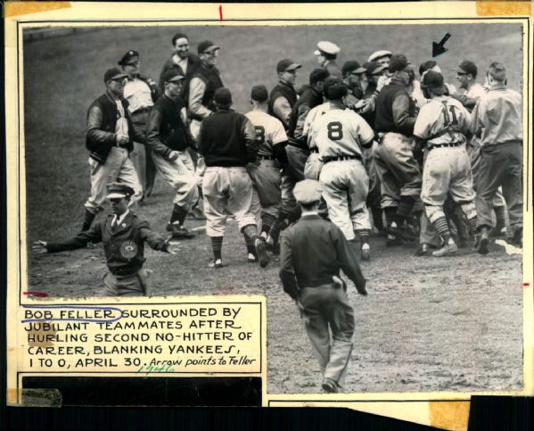 1946 Bob Feller Celeveland Indians "The Sporting News Collection Archives" Original Type 1 Photo (Sporting News Collection Hologram/MEARS Type 1 Photo LOA)