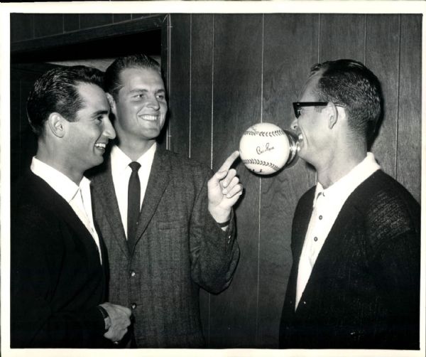 1962-67 Don Drysdale Los Angeles Dodgers "The Sporting News Collection Archives" Original Photos (Sporting News Collection Hologram/MEARS Photo LOA) - Lot of 6