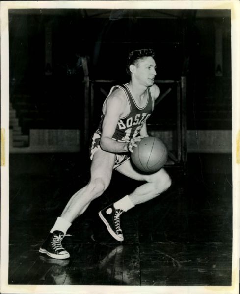 1958 Billy Sharman Boston Celtics "The Sporting News Collection Archives" Original Type 1 8" x 10" Photo (Sporting News Collection Hologram/MEARS Type 1 Photo LOA)