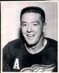 1960-95 circa Ice Hockey The Sporting News Collection Archives Original Photo (Sporting News Collection Hologram/MEARS Photo LOA) - Lot of 150