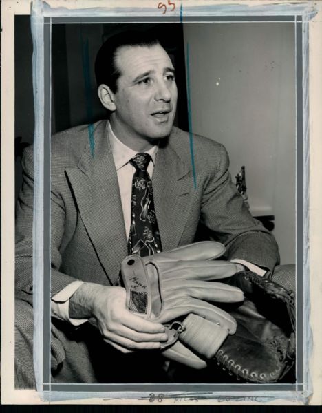 1947 Hank Greenberg Pittsburgh Pirates "The Sporting News Collection Archives" Original Type 1 Photo (Sporting News Collection Hologram/MEARS Type 1 Photo LOA)